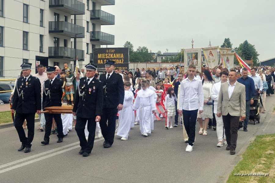 094 Procesja eucharystyczna.jpg